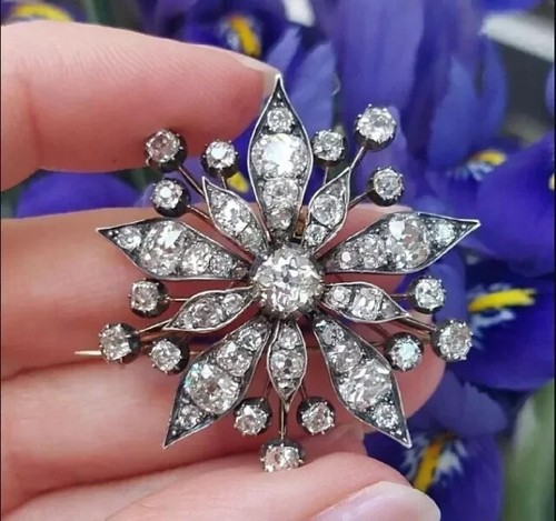 Spilla fiore vintage diamante